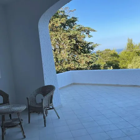 Villa Cuti Junior فيلة *